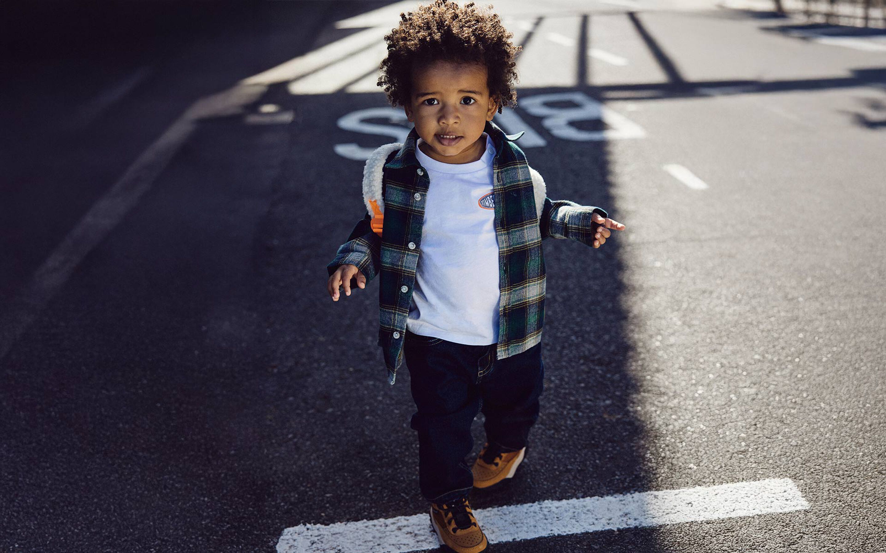 Vestuário e acessórios da marca TIMBERLAND na Kids around