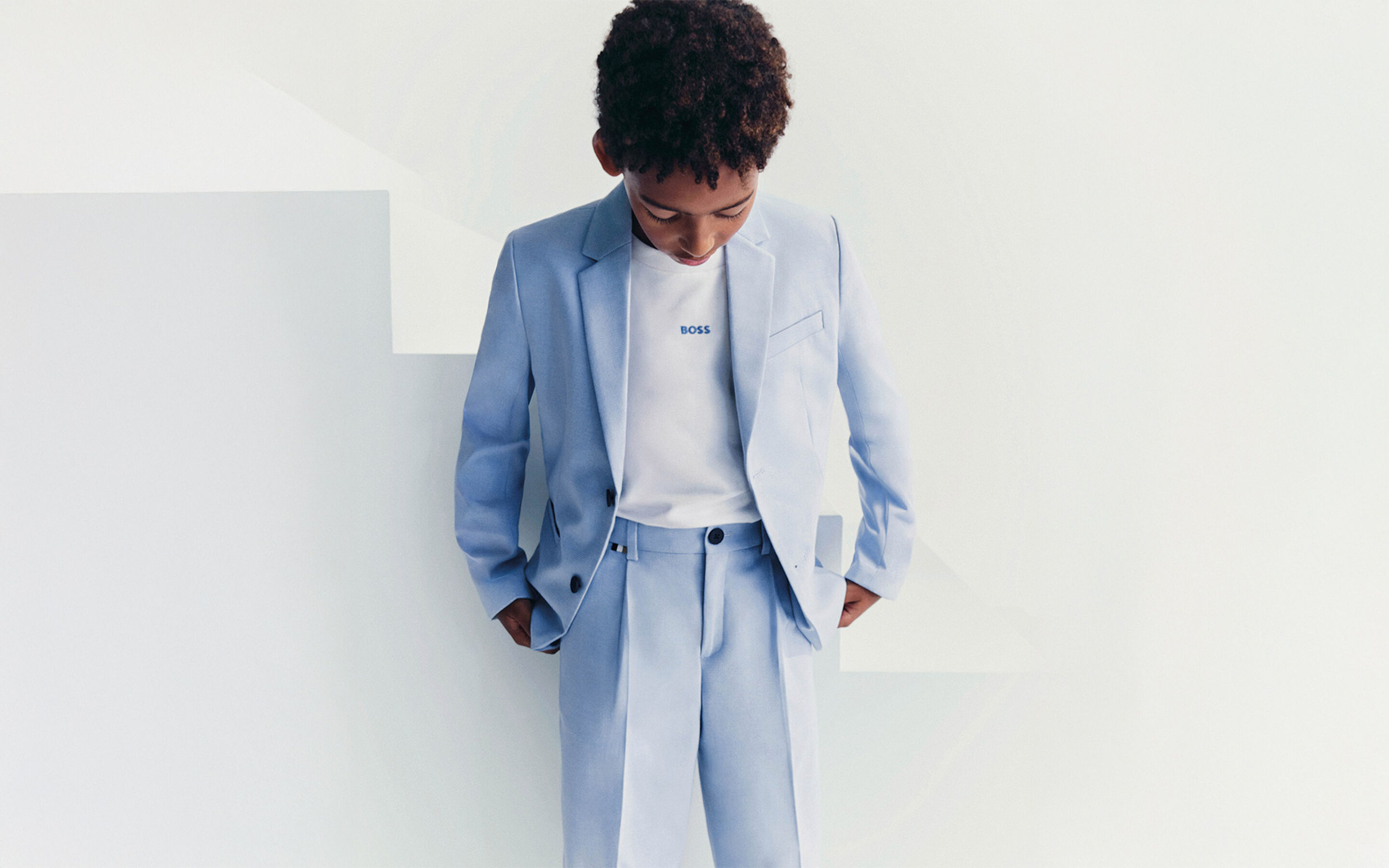 Tend&ecirc;ncias de moda menino roupa para ocasi&otilde;es especiais na Kidsaround