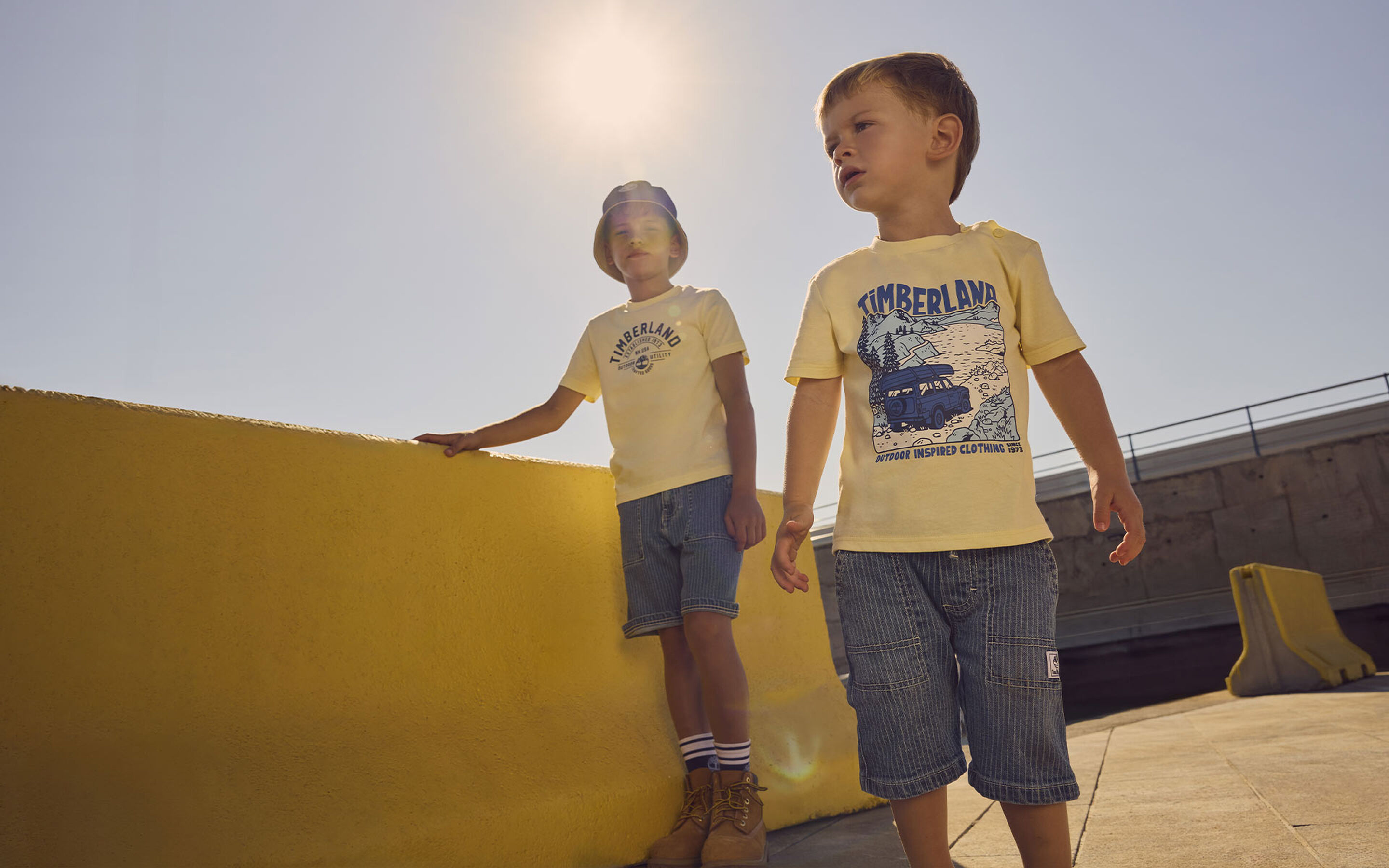 Vestu&aacute;rio e acess&oacute;rios para crian&ccedil;as da Timberland