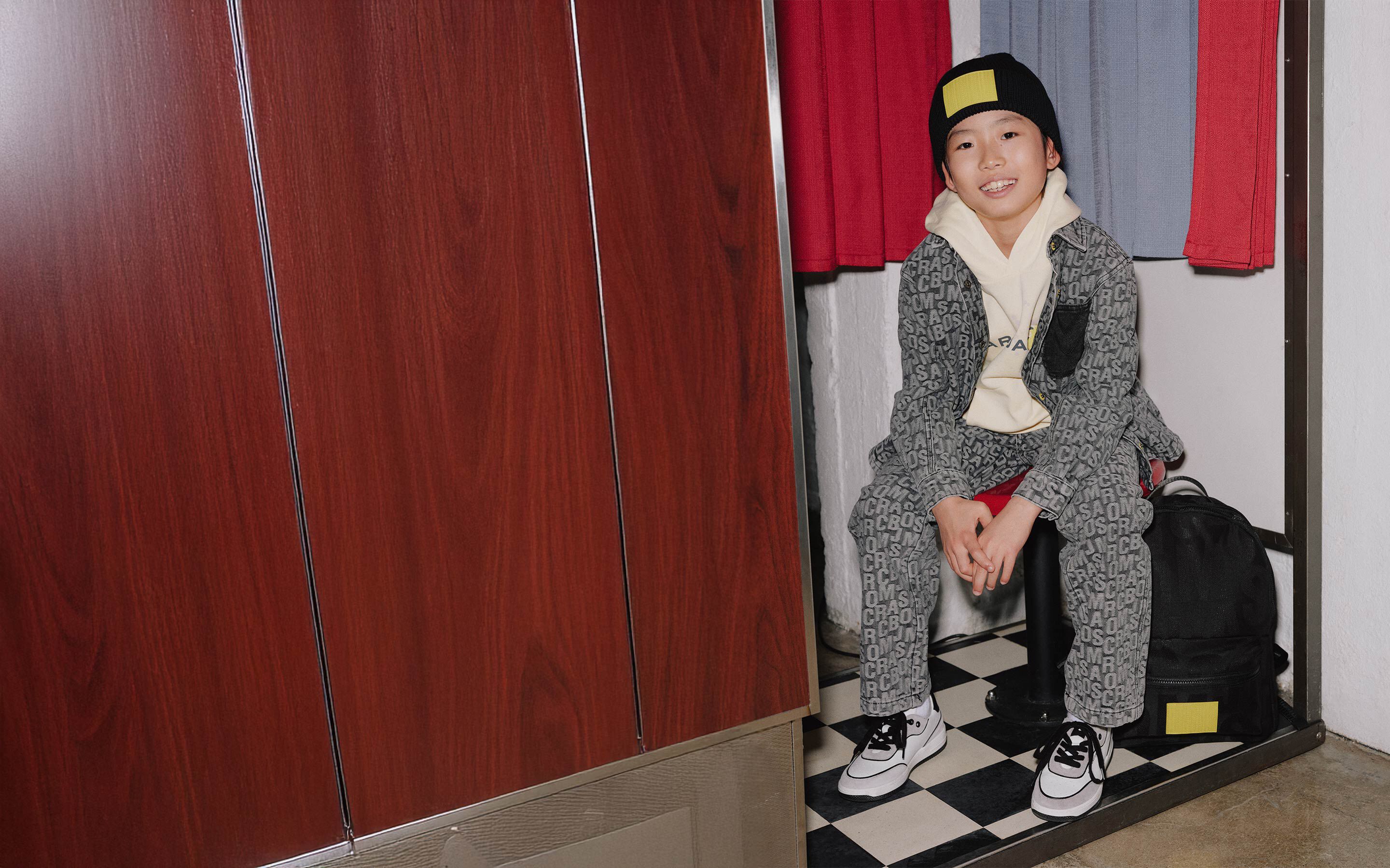 Vestuário e acessórios para crianças da MARC JACOBS