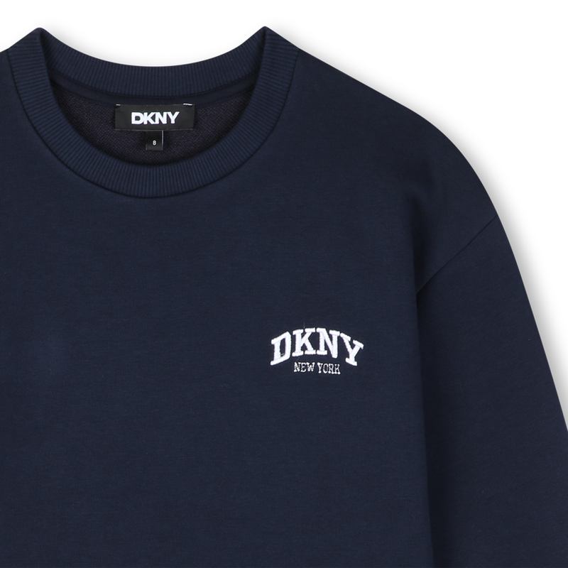 Su&eacute;ter DKNY 
                        MENINO