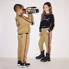 Cal&ccedil;as com faixas &agrave;s riscas KARL LAGERFELD KIDS 
                    GIRL
