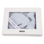 Conjunto de touca e pantufas BOSS 
                    MENINO