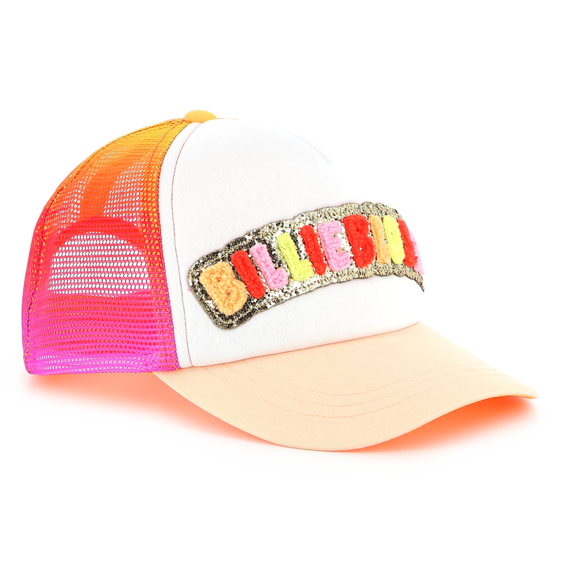 Bon&eacute; com emblema ri&ccedil;ado BILLIEBLUSH 
                        GIRL