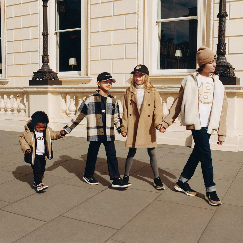 T-shirt algod&atilde;o com log&oacute;tipo BOSS 
                        BOY