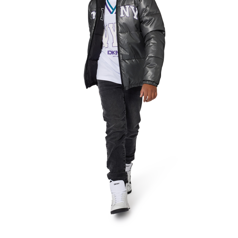 Blus&atilde;o imperme&aacute;vel revers&iacute;vel DKNY 
                        UNISEX