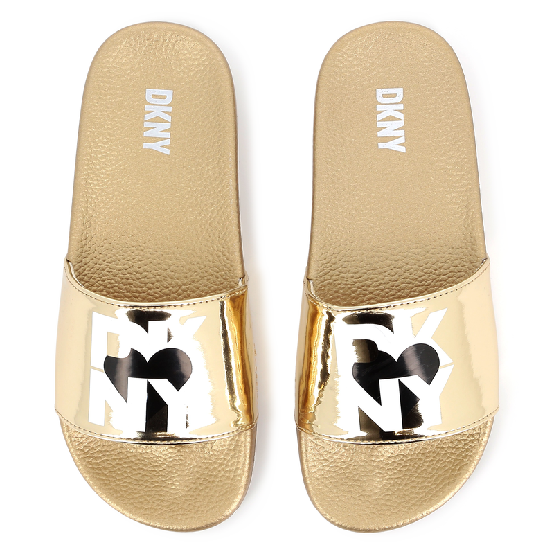 Chinelos metalizados DKNY 
                        MENINA