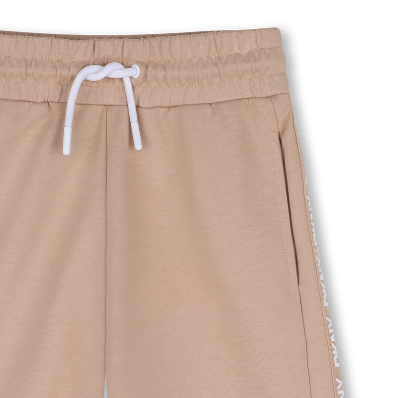 CONJUNTO DE T-SHIRTS E CAL&Ccedil;&Otilde;ES BERMUDAS DKNY 
                        BOY