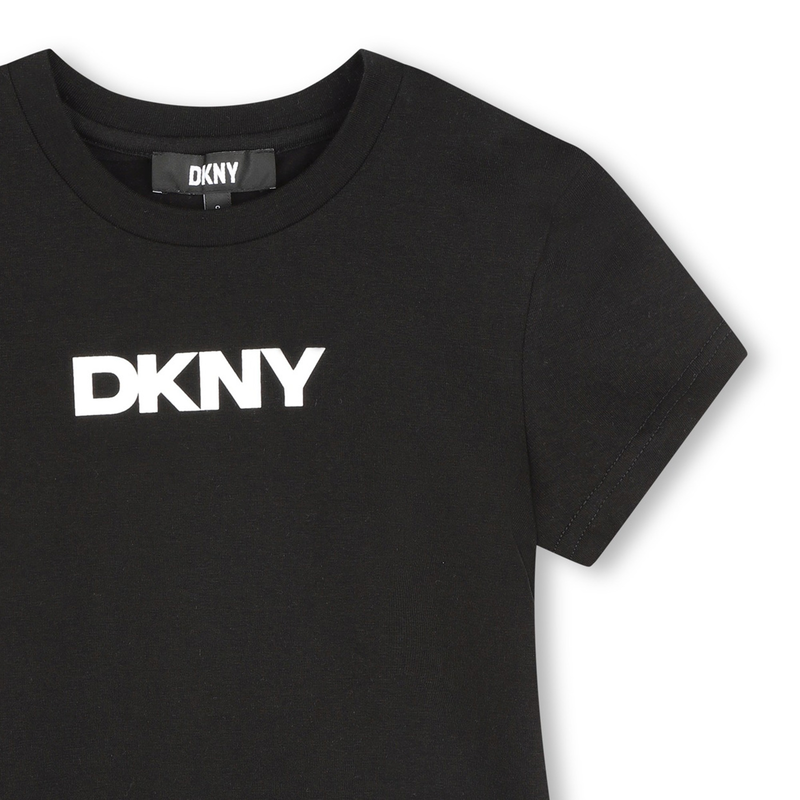 T-shirt de manga curta DKNY 
                        GIRL