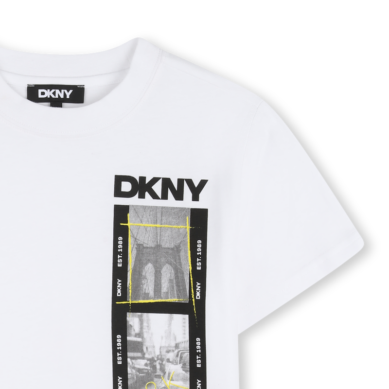 T-SHIRT DE MANGA CURTA DKNY 
                        BOY