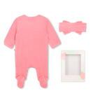 Conjunto de pijama e faixa. BILLIEBLUSH 
                    MENINA