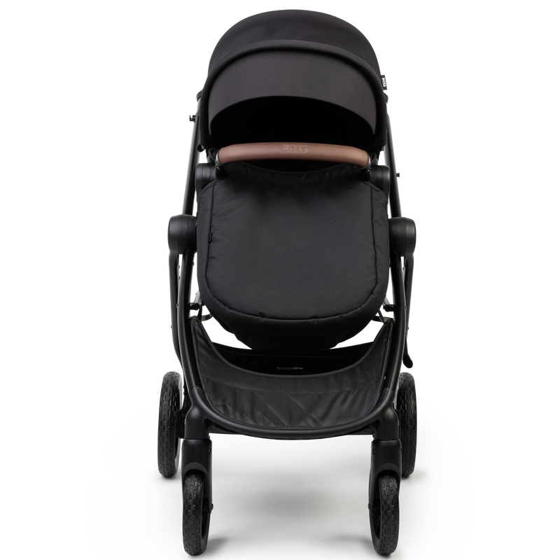 Layered compact buggy BOSS 
                    UNISEX