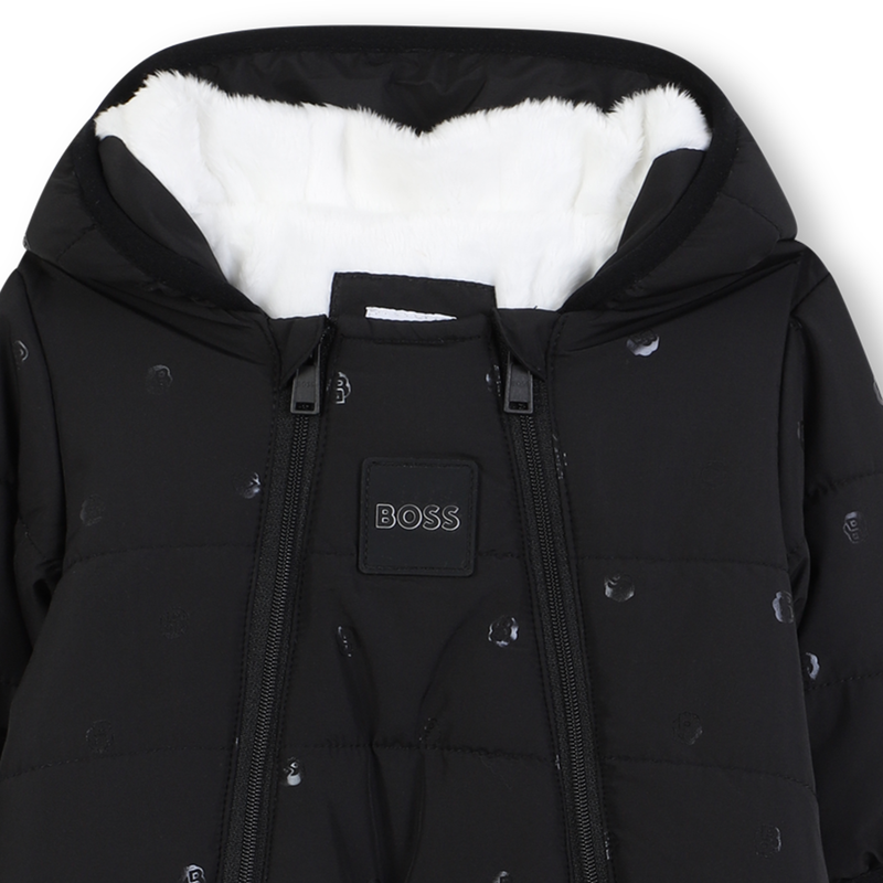 Traje de piloto BOSS 
                    BOY