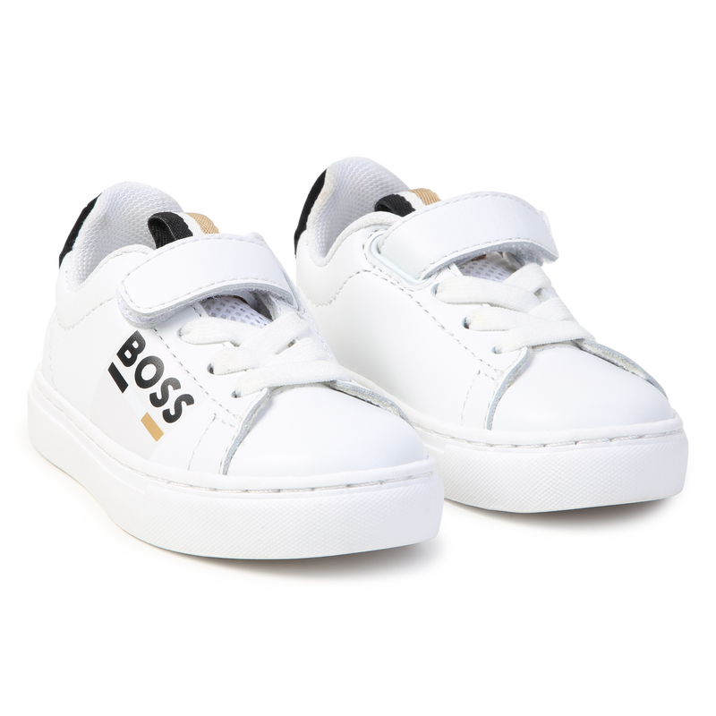 Sapatilhas atacadores e velcro BOSS 
                    BOY