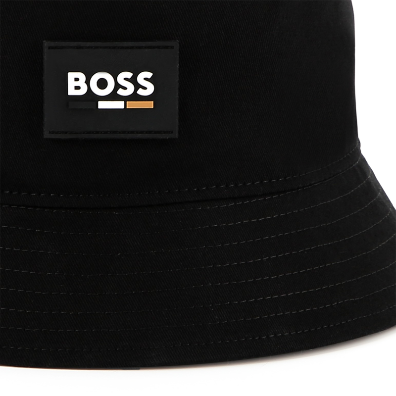 Bon&eacute; tipo bob em algod&atilde;o BOSS 
                        BOY