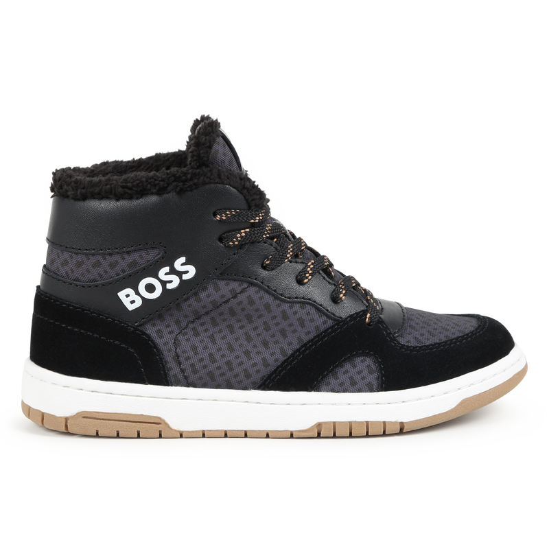 Sapatilhas pele com atacadores BOSS 
                    BOY