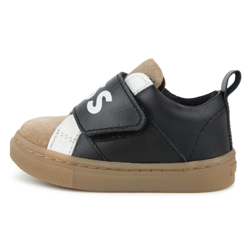 Sapatilhas em pele com velcro BOSS 
                        BOY