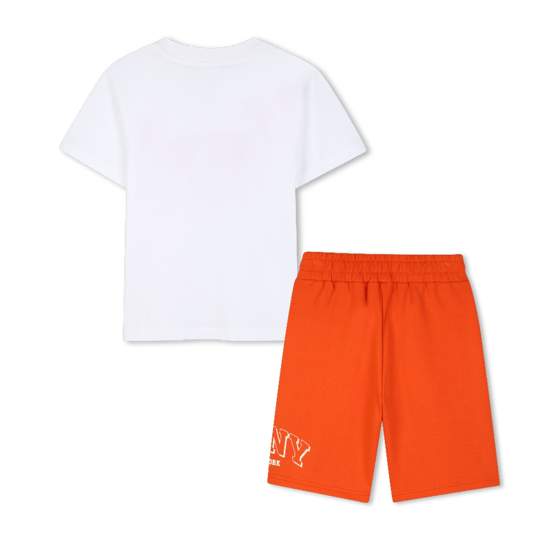 Conjunto de camiseta e bermuda DKNY 
                        MENINO
