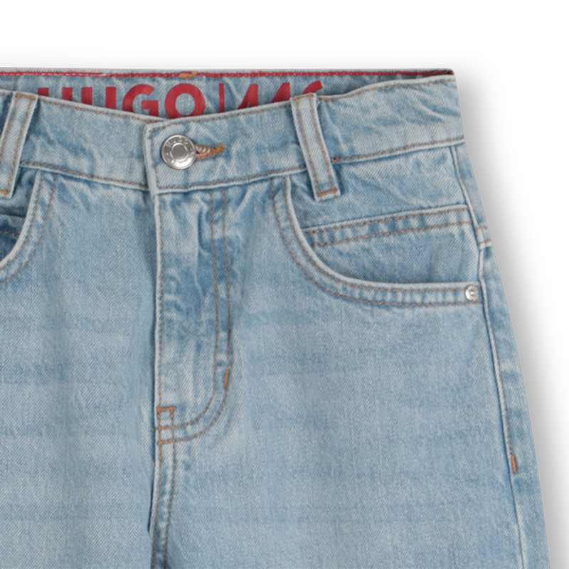Jeans largos com 5 bolsos HUGO 
                        MENINO