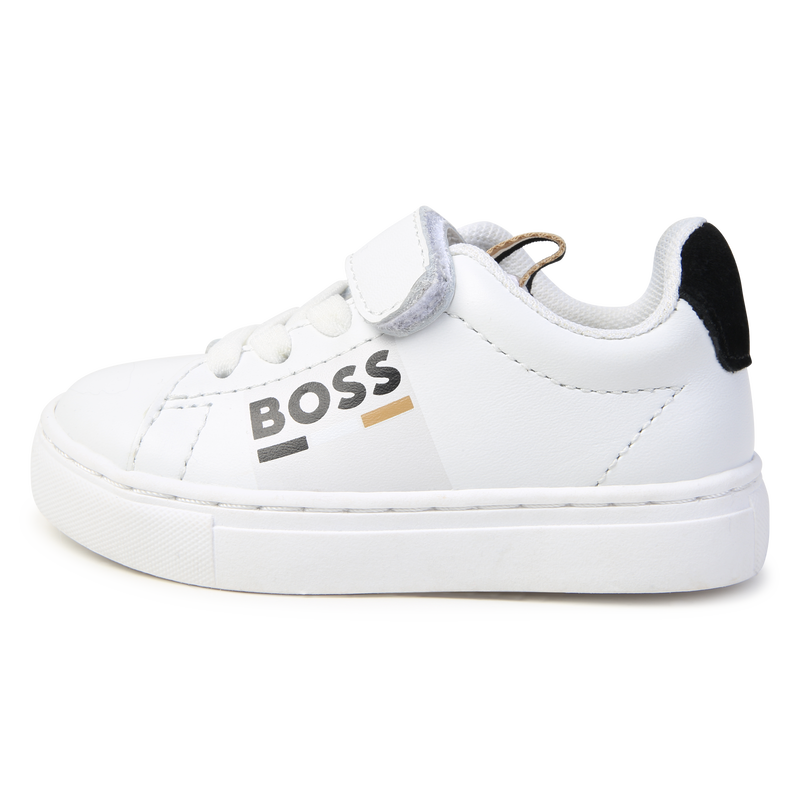 Sapatilhas atacadores e velcro BOSS 
                    BOY