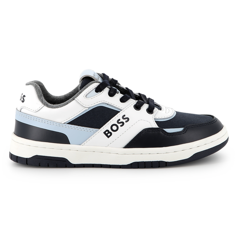 T&ecirc;nis com cadar&ccedil;o BOSS 
                        BOY