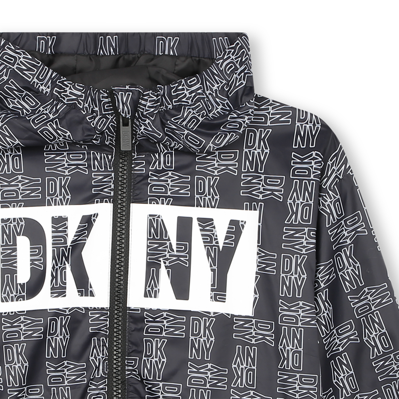 Corta-vento unissexo com capuz DKNY 
                    UNISEX