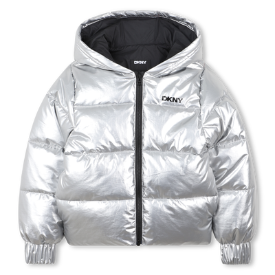 Jaqueta puffer com capuz prateado DKNY MENINA