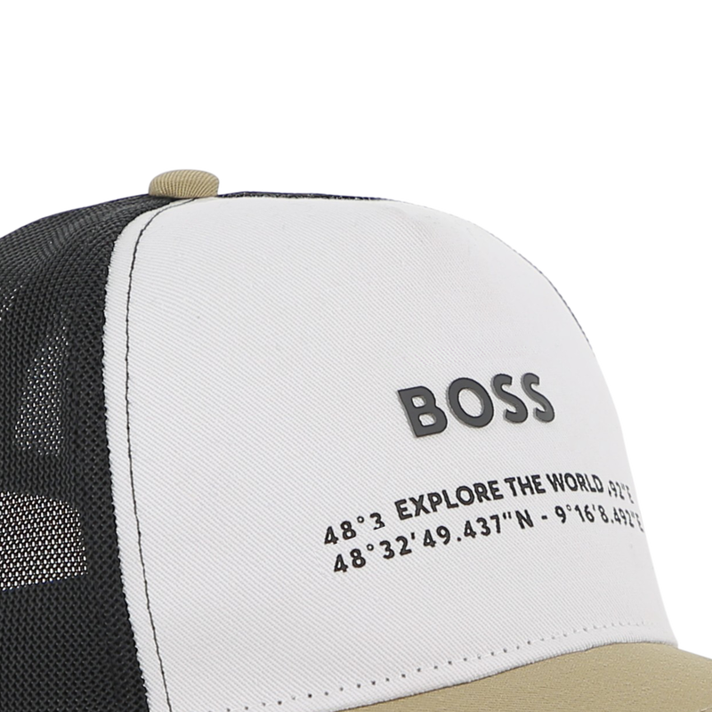 Tampa com fecho ajust&aacute;vel BOSS 
                        MENINO