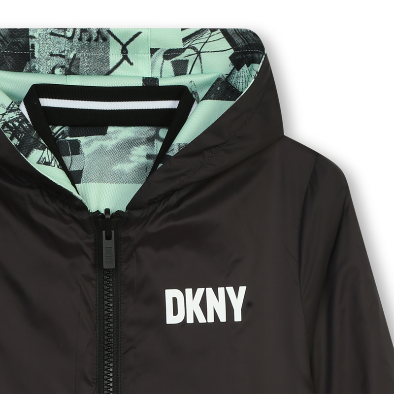 Blusão reversível com capuz DKNY 
                    BOY
