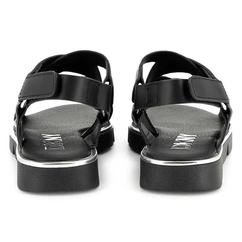 Sand&aacute;lias de couro DKNY 
                        GIRL