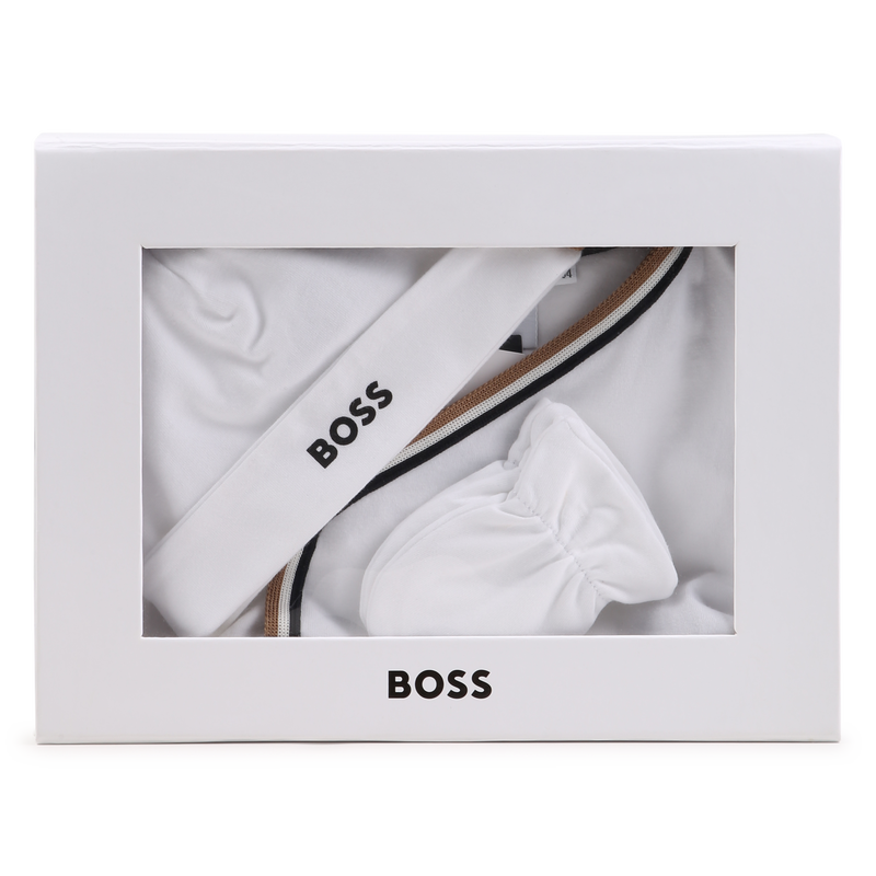 PIJAMA + BODYSUIT + GORRO + CONJUNTO DE LUVAS BOSS 
                        BOY