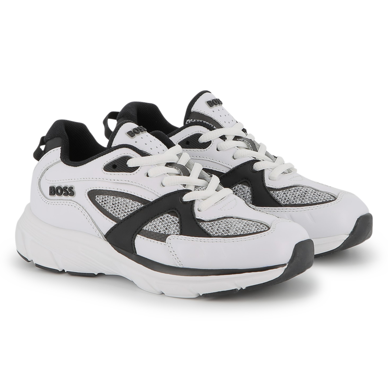 T&ecirc;nis com cadar&ccedil;o BOSS 
                        BOY