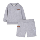 Conjunto de moletom e bermuda GIVENCHY 
                    BOY