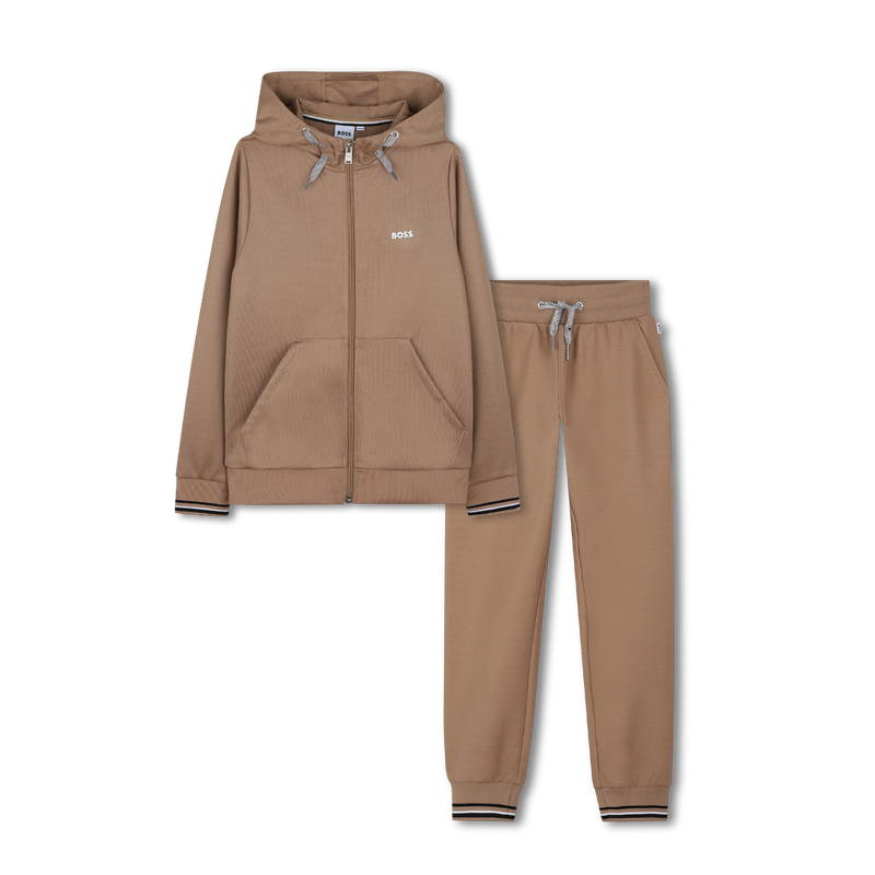 Conjunto jogger BOSS 
                    BOY