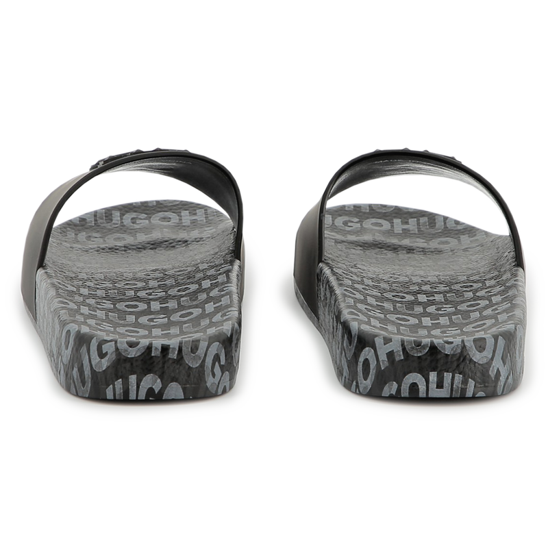 Chinelos leves com log&oacute;tipo HUGO 
                        BOY