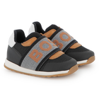 T&ecirc;nis com el&aacute;stico de marca BOSS 
                    BOY