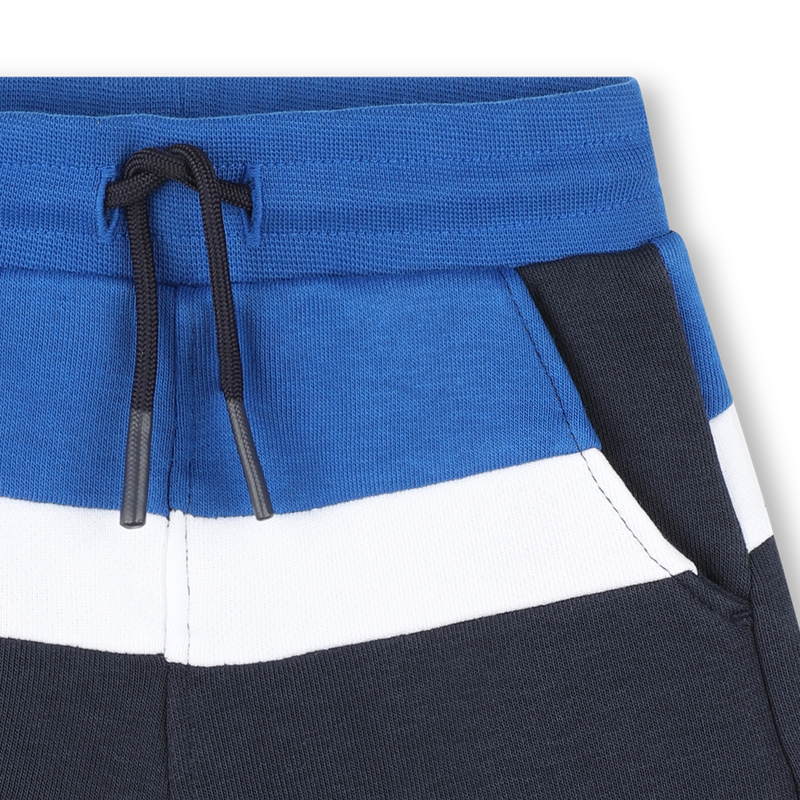 Bermudas em moletão BOSS 
                    BOY