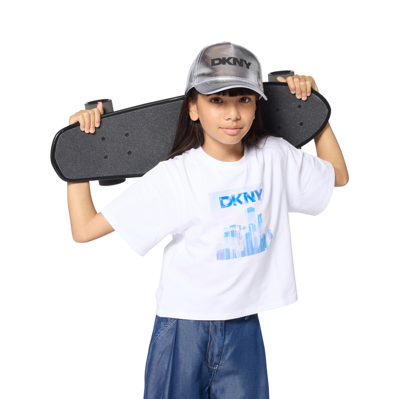 T-SHIRT DE MANGA CURTA DKNY 
                        GIRL