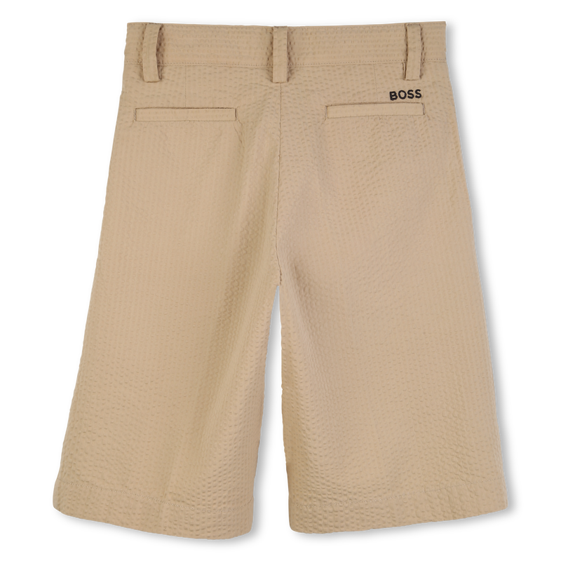 BERMUDAS EM TECIDO LEVE EM RELEVO BOSS 
                        BOY