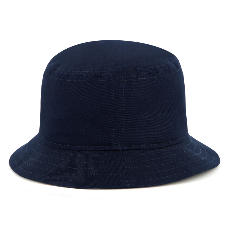 Chap&eacute;u tipo bob bordado BOSS 
                        BOY