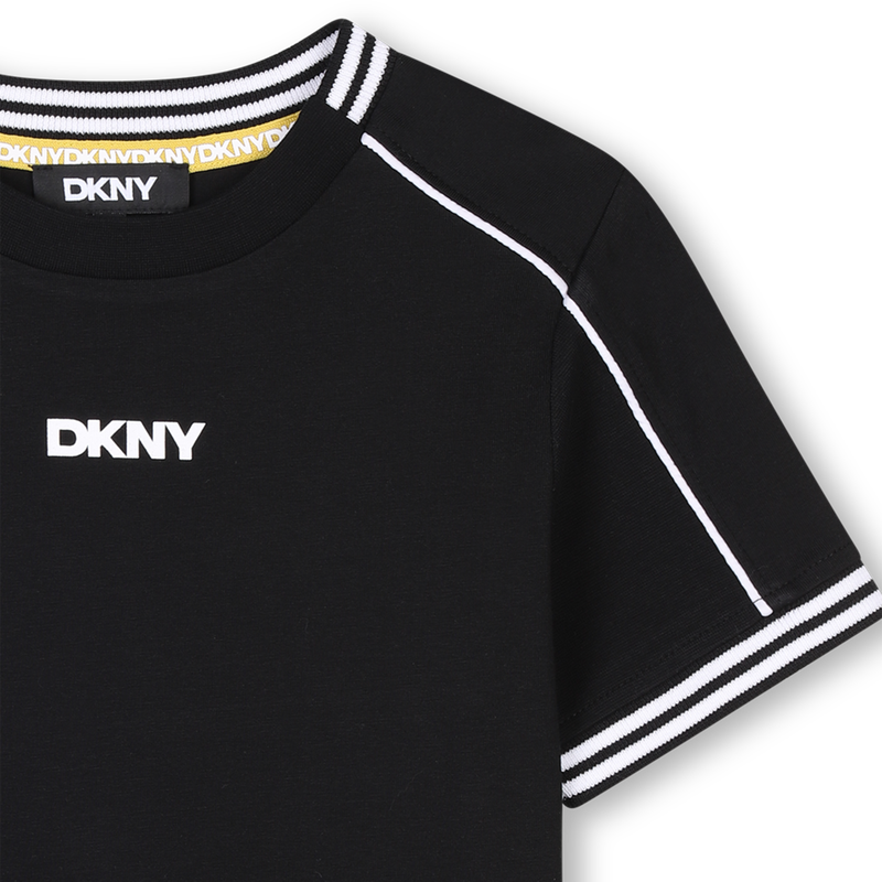T-shirt com riscas coloridas DKNY 
                        UNISEX