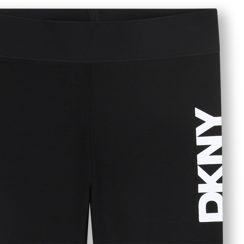 CONJUNTO DE T-SHIRTS E LEGGINGS DKNY 
                        GIRL