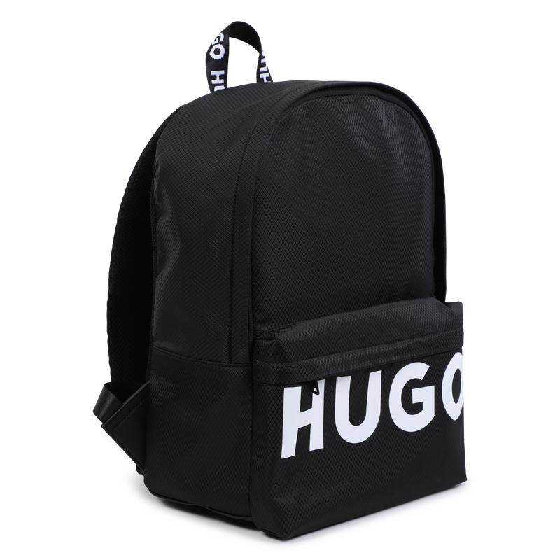Mochila com log&oacute;tipo HUGO 
                        MENINO