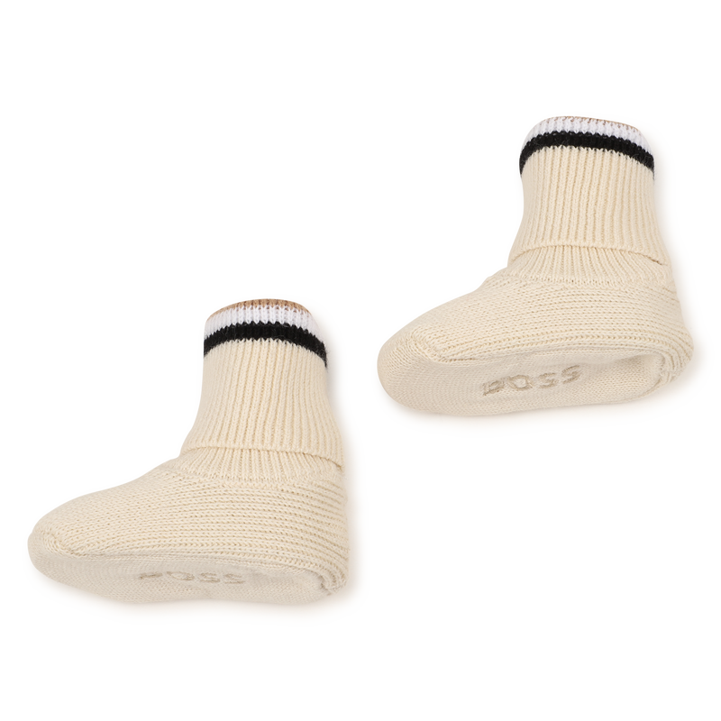 Conjunto de touca e pantufas BOSS 
                        UNISSEXO
