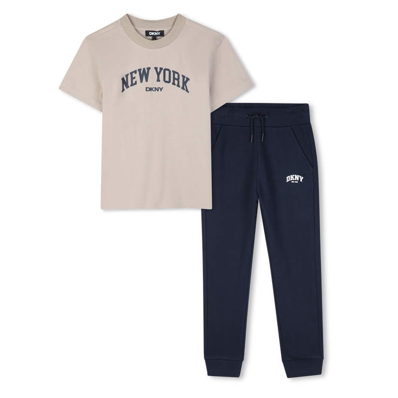 Conjunto de camiseta e cal&ccedil;a DKNY 
                        MENINO