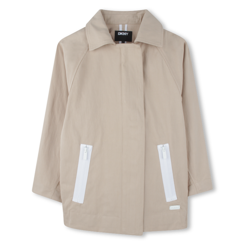 Imperme&aacute;vel de corte largo DKNY 
                        MENINA