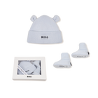 Conjunto de touca e pantufas BOSS 
                    MENINO