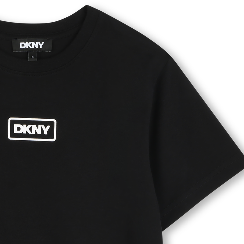 T-shirt de manga curta DKNY 
                        UNISEX