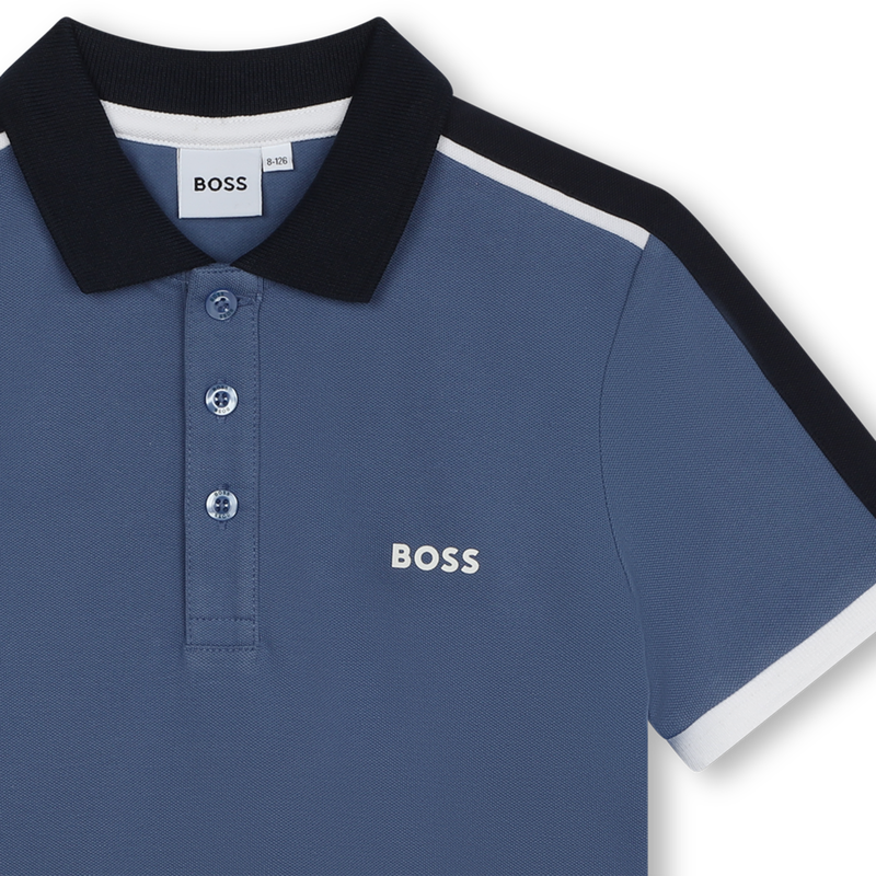 Polo com blocos de cores BOSS 
                    BOY