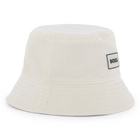 Chap&eacute;u bucket revers&iacute;vel BOSS 
                    BOY